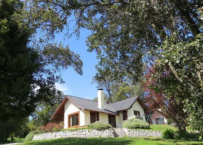 Cabañas&Aparts Lancuyen, Villa de Montaña Villa La Angostura